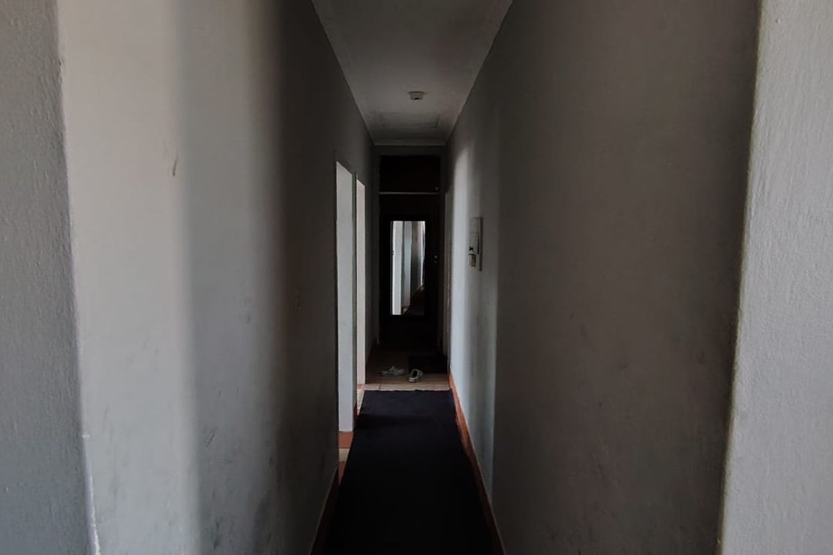 Emota, 2 Bedroom for sale - Photo 5