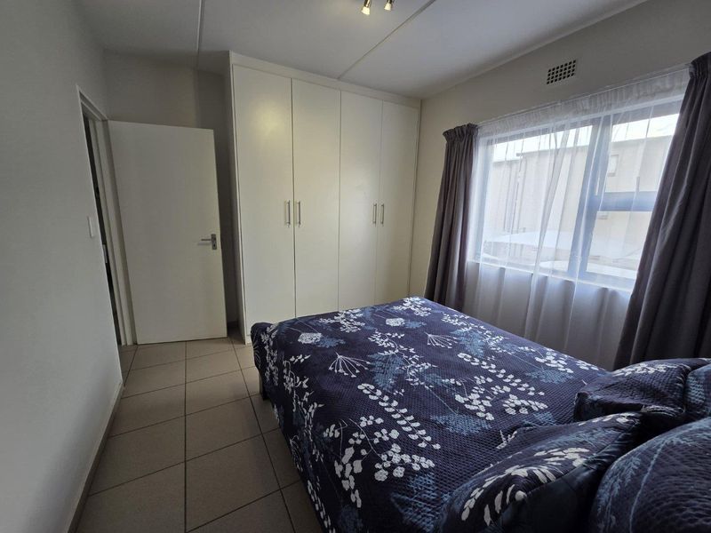 Neat As A Pin! - Photo 8