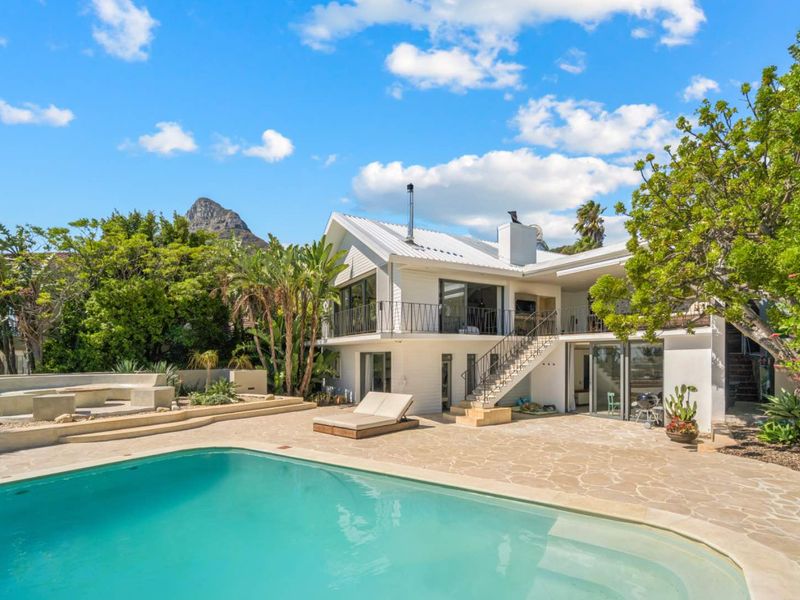 A Dream Home in Camps Bay - Photo 2