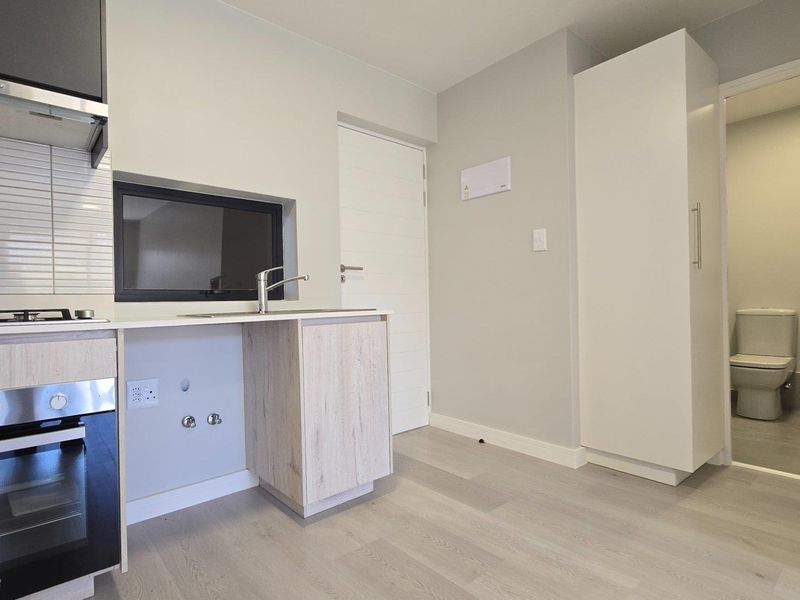 33m2 Ground floor studio apartment to rent - 24/7 to provide basic healthcare services - Photo 9