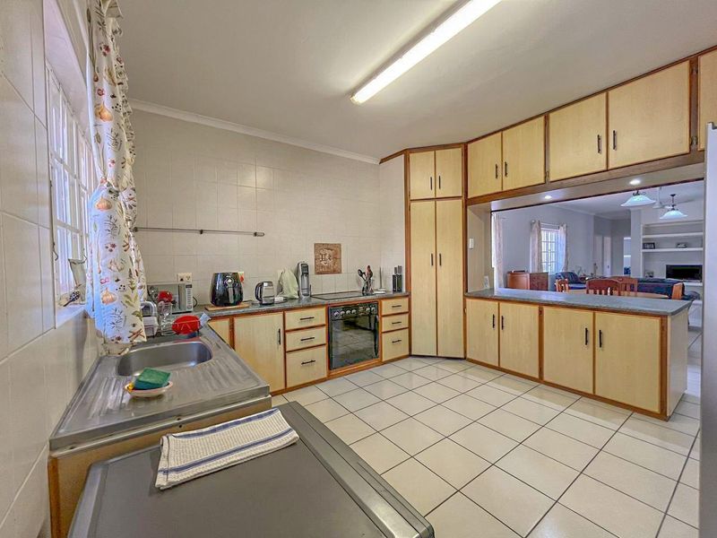Multi-Generational Living or Sound Investment! - Photo 10