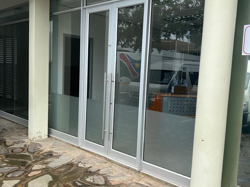 Office Space To Let - Photo 2