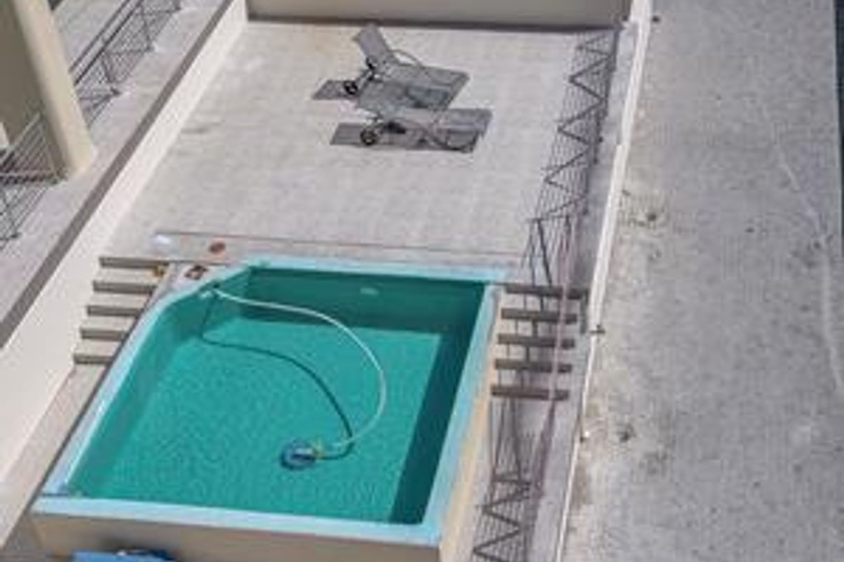 Stunning luxury penthouse in the heart of the CBD - Photo 2