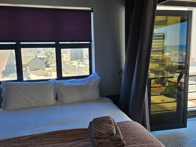 Own Cape Town’s Beachfront Lifestyle - Photo 9