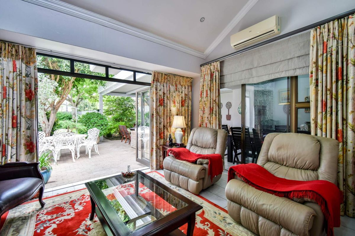 FULL TITLE IN 24/7 SECURE  ESTATE - Photo 4