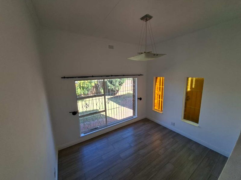 3 Bedroom/2 Bathroom Family Home - Photo 10
