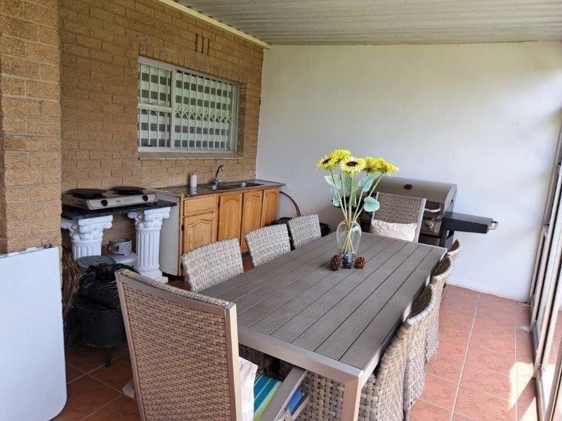 3 Bed Townhouse centrally located in Westville. - Photo 10