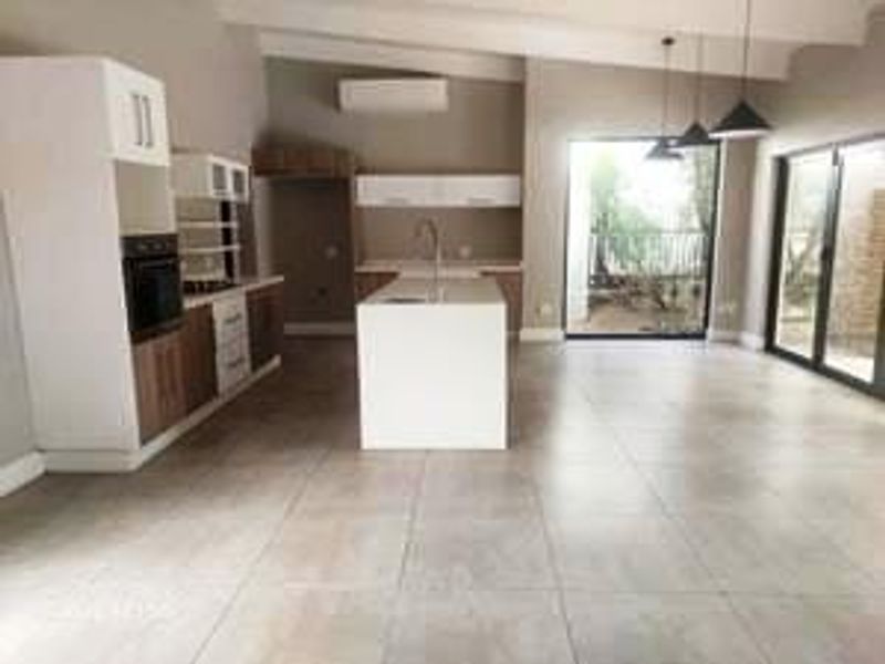 House for Rental in Palm Lakes Estate - Photo 4