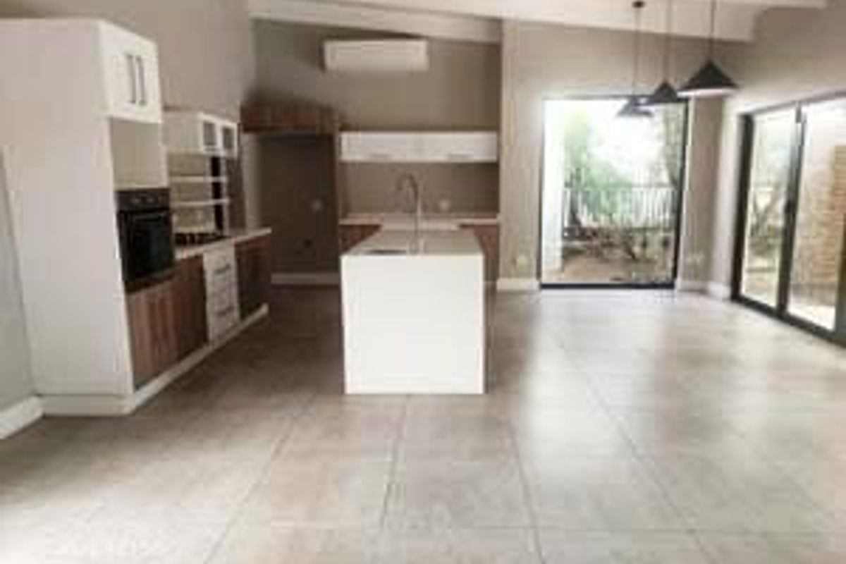 House for Rental in Palm Lakes Estate - Photo 4