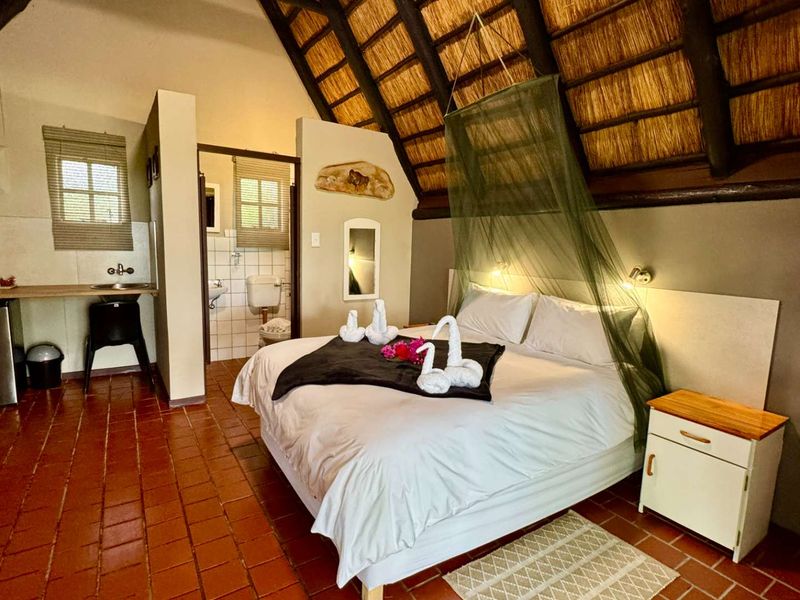 Beautiful Lodge For Sale - Rundu - Photo 10