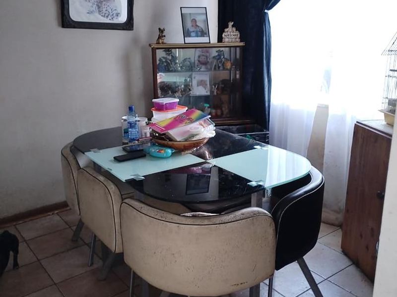 This lovely unit is up for grabs! Perfect for first time home buyers or start up family - Photo 10