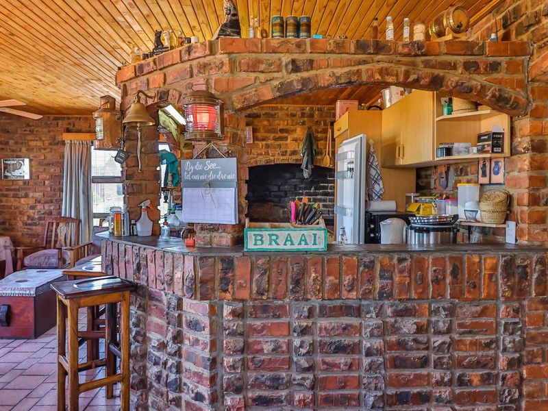 Location Perfection - Photo 9