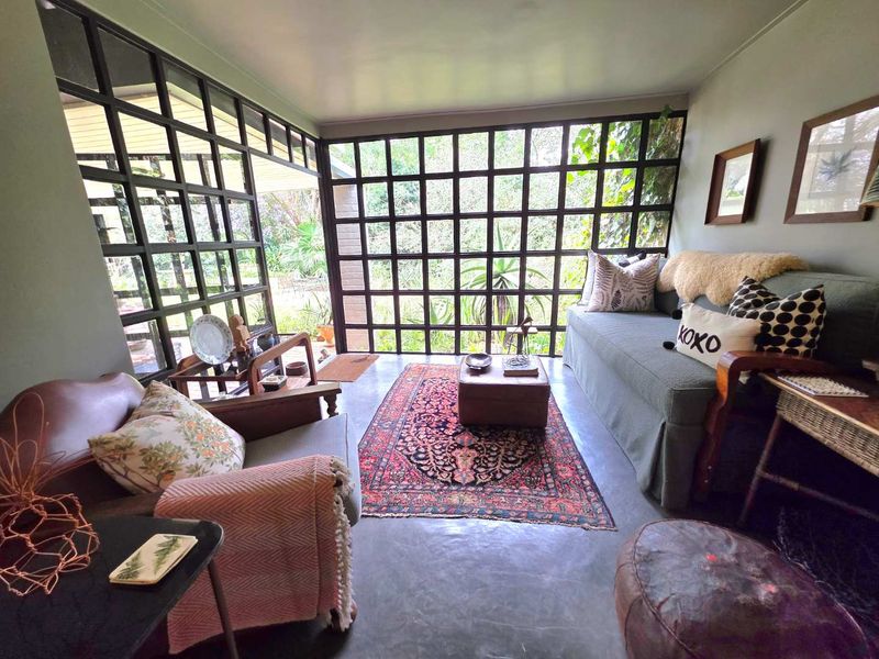 Beautiful, Spacious 3-Bedroom Family Home for Sale in Small Secure Complex of 4. - Photo 9