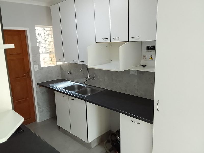 Your Perfect Home Awaits in Wilgeheuwel!  FOR RENT | R9 000 per Month - Photo 7