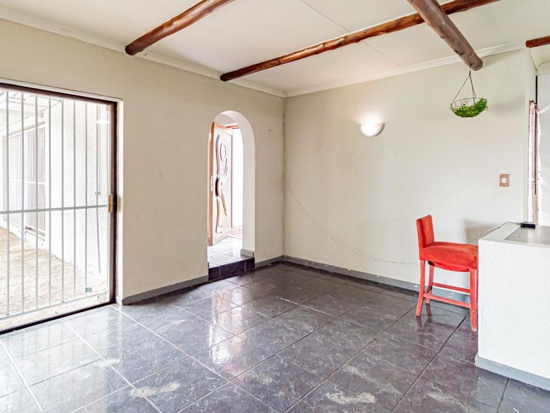 Family home for Sale - Photo 9