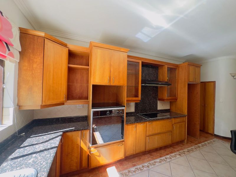 3 Bedroom House to Rent in Blue Golf Estate - Photo 8