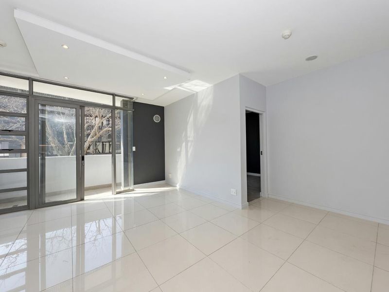 WELL PRICED TWO BEDROOM APARTMENT FOR SALE IN THE MEDIAN - Photo 3
