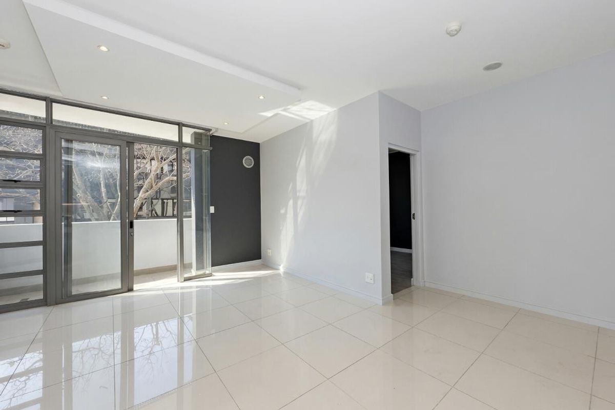 WELL PRICED TWO BEDROOM APARTMENT FOR SALE IN THE MEDIAN - Photo 3