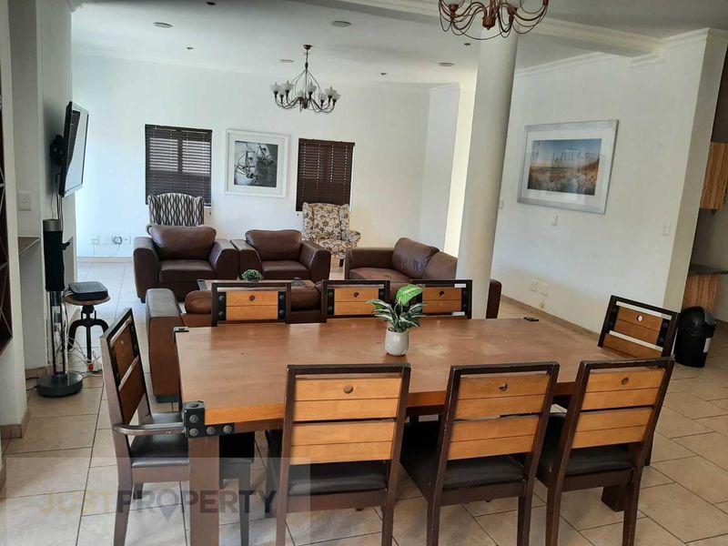 4BEDROOM HOUSE ( BOTH EN-SUITE). - Photo 6