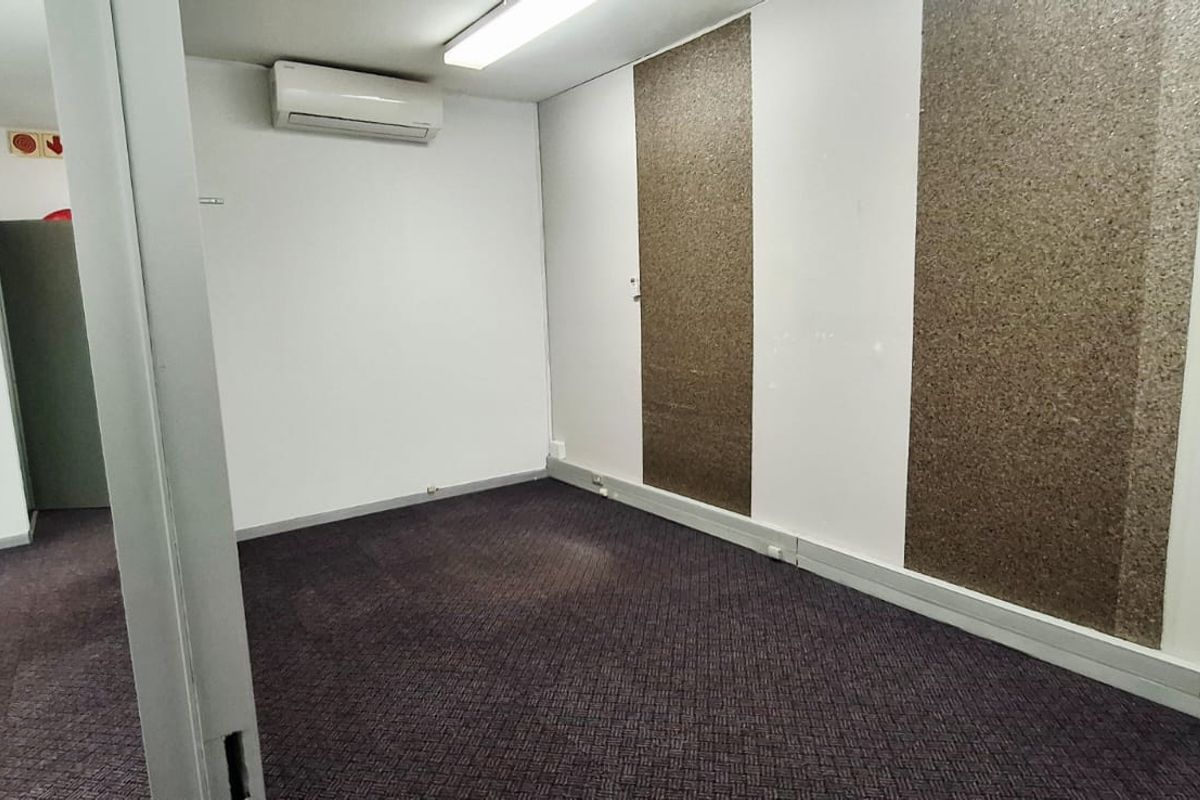 **Impeccably Maintained Offices in a Premier Business Hub** - Photo 5