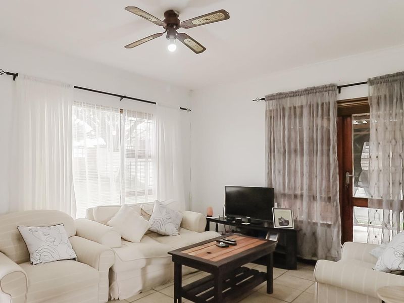 Cosy Home for sale in Sherwood - Photo 1
