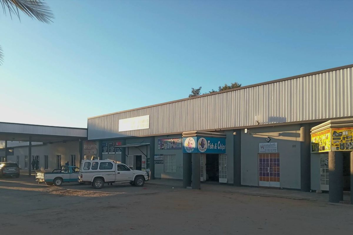 Commercial Property with Huge Potential & Strong Rental Income – Kakamas - Photo 2