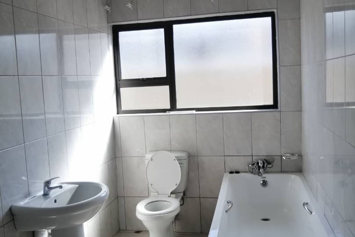 Flat for sale,Okahandja - Photo 2