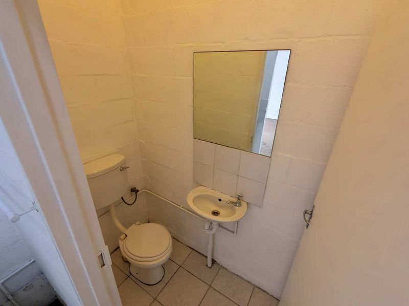 102sqm Office and Warehouse Unit to Rent - Montague Gardens - Photo 9