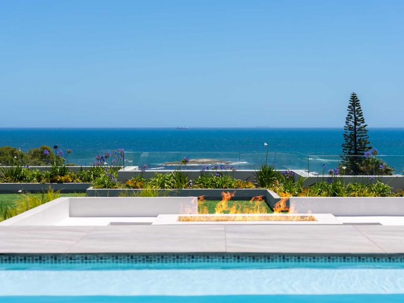 Brand-New 5-Bedroom Luxury Home in Camps Bay - Photo 5