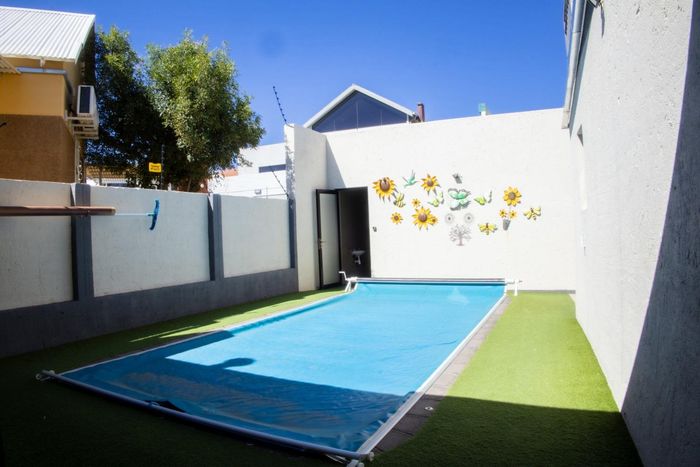 Property #2484707, House For Sale in Kleine Kuppe