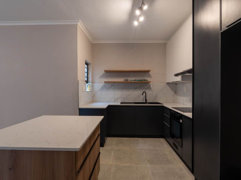 2 Bedroom Townhouse - Photo 7
