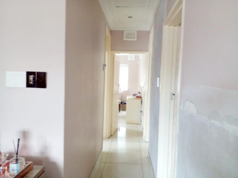 4 Bedroom House to let in Malvern - Photo 8