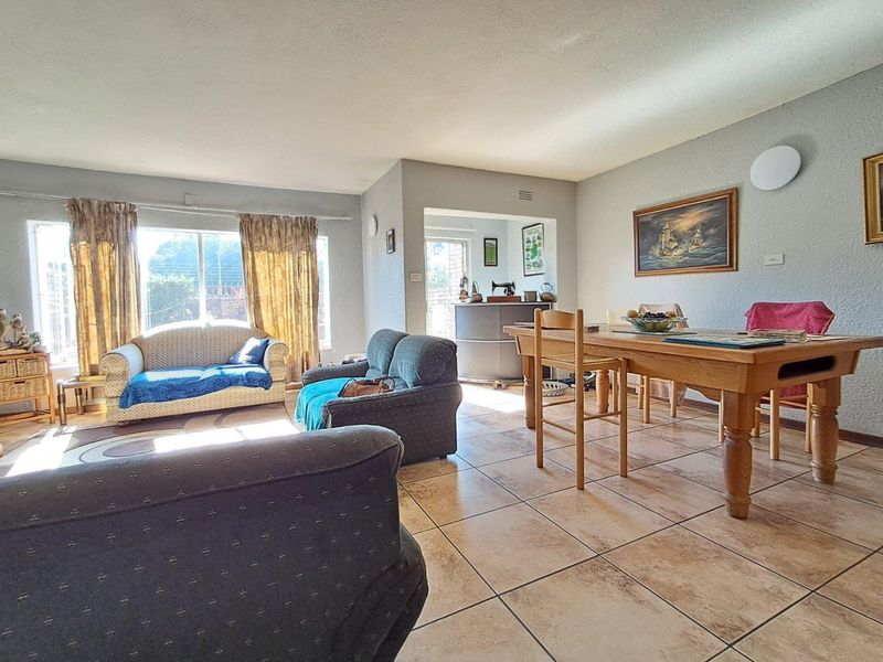 3 Bedroom Duplex Unit in Brackenhurst - Photo 5