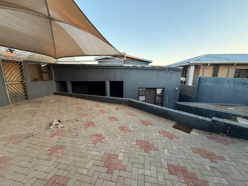 3 BEDROOM HOUSE FOR SALE - DORADO PARK - Photo 1