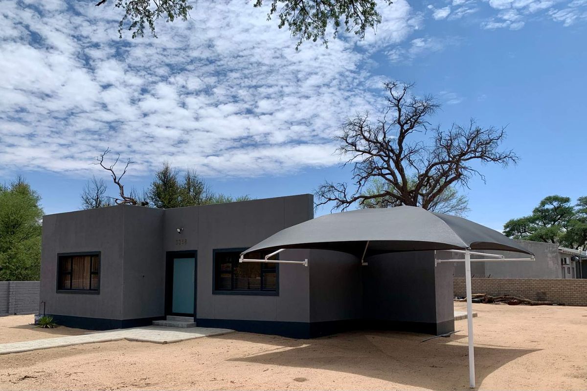 🌟 Discover Your Dream Home by the River, Okakango River Estate, Okahandja!🌟 - Photo 2