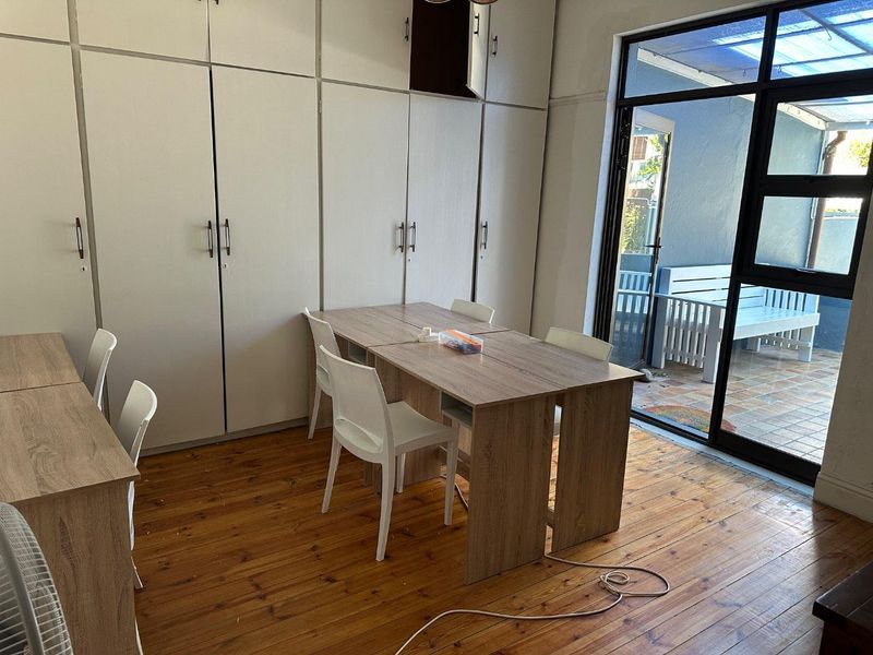 House + Flat - Photo 7