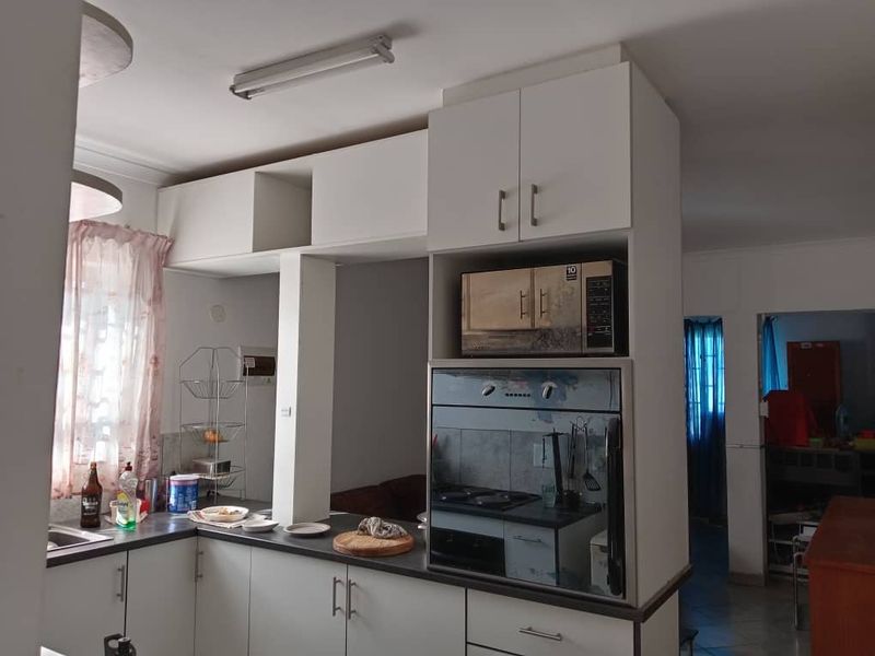 MODERN 3 BEDROOM HOUSE FOR SALE - ARANDIS - Photo 10