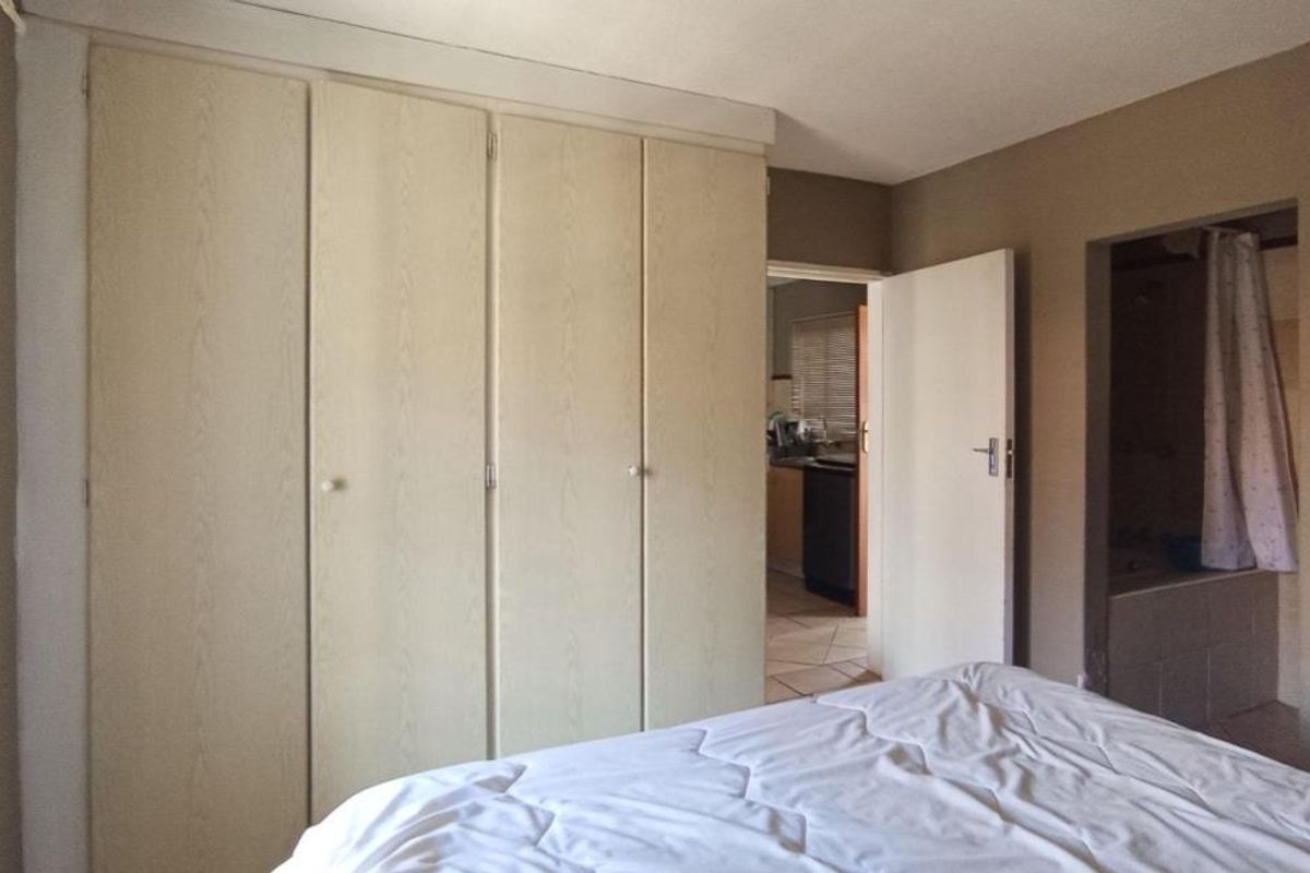 1 Bedroom Apartment - Photo 5