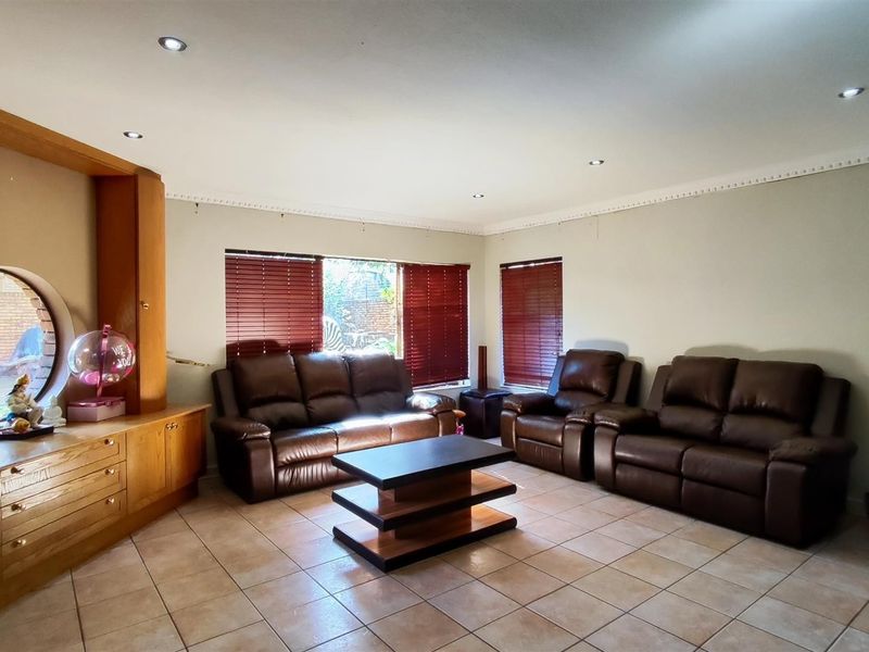 House For Sale in Meyersdal, Alberton - Photo 4
