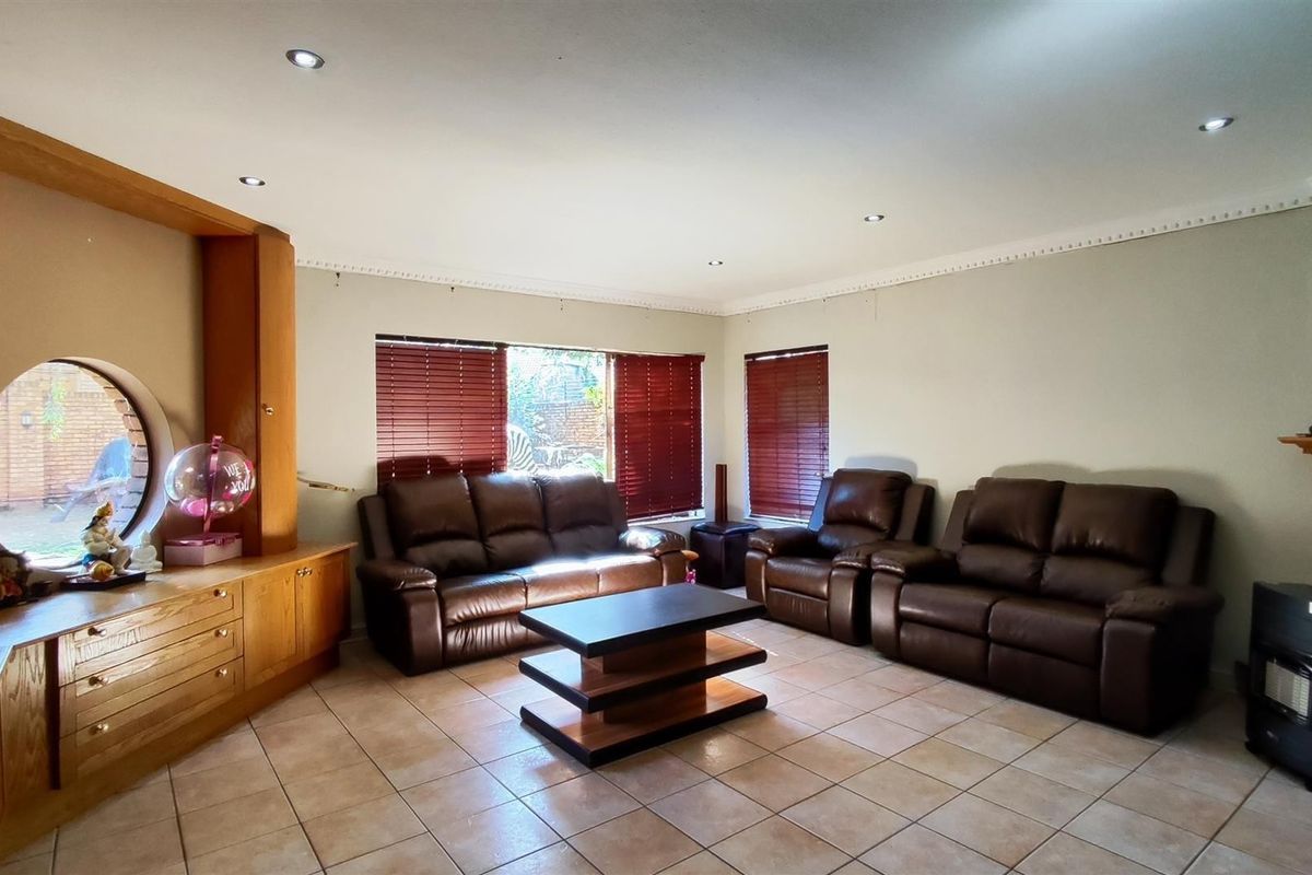 House For Sale in Meyersdal, Alberton - Photo 4