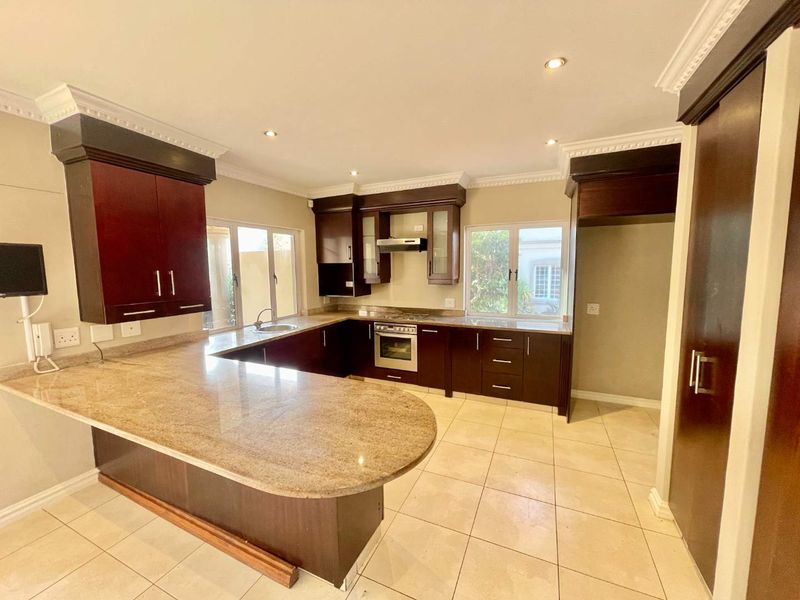 Exclusive Garden Unit in a Premier Estate - Photo 3