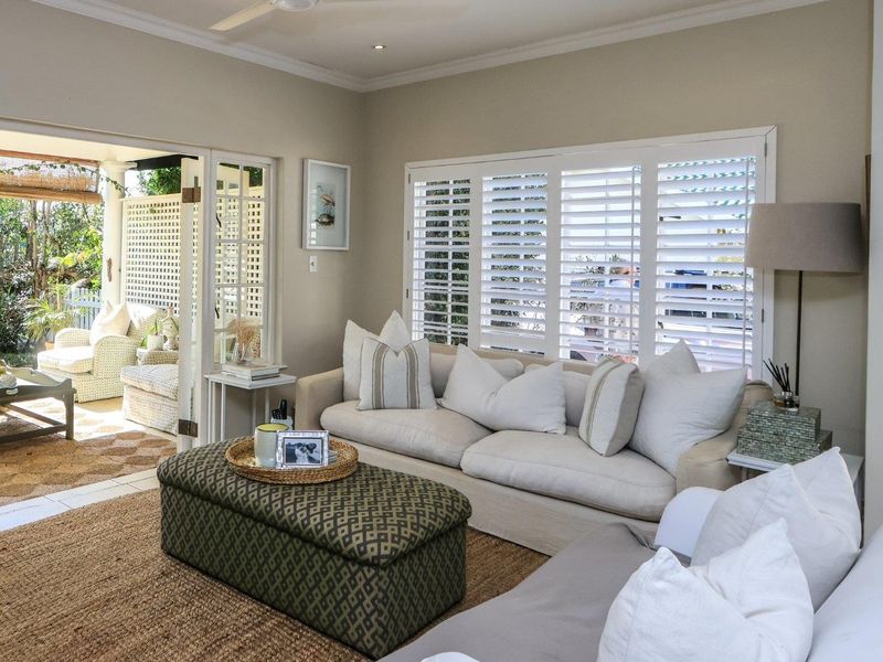 Beautifully appointed, 3 Bedroom Simplex within a secure estate - Photo 9
