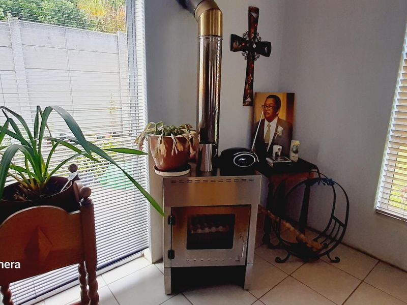 House for sale in  Palmiet Kleinmond - Photo 5