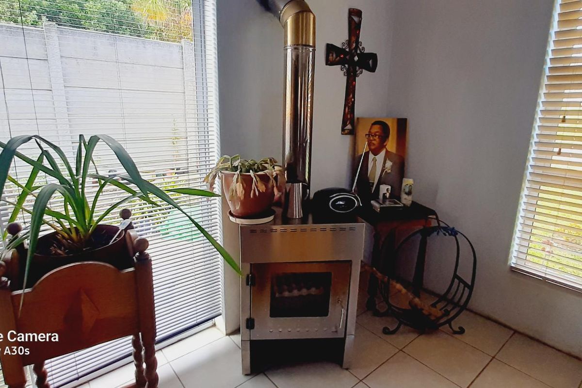 House for sale in  Palmiet Kleinmond - Photo 5