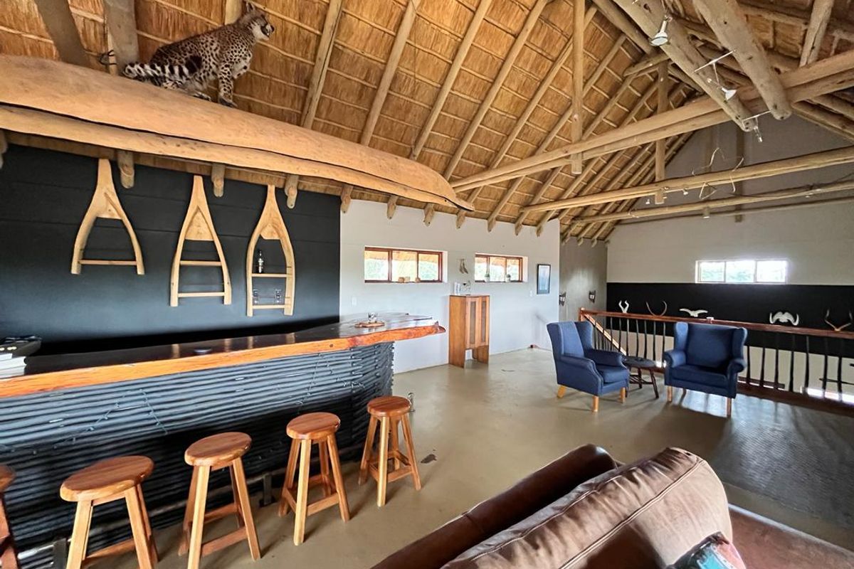 Explore the vast potential of our stunning Hunting Lodge & Cattle Farm! - Photo 3