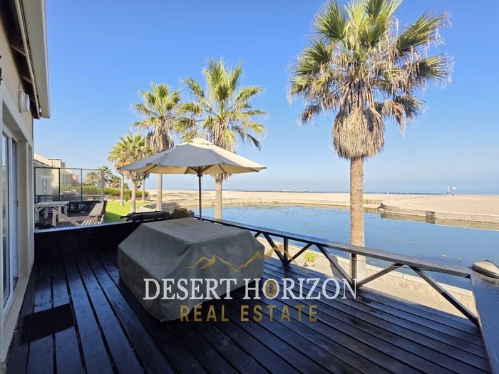 Property #2480516, Townhouse For Sale in Long Beach