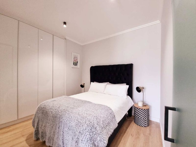 Fully furnished one bedroom, executive apartment for rent at Ellipse - Photo 7
