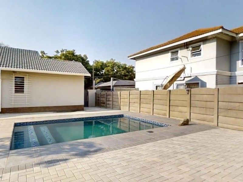 3 Bedroom House in Cinderella - Photo 5