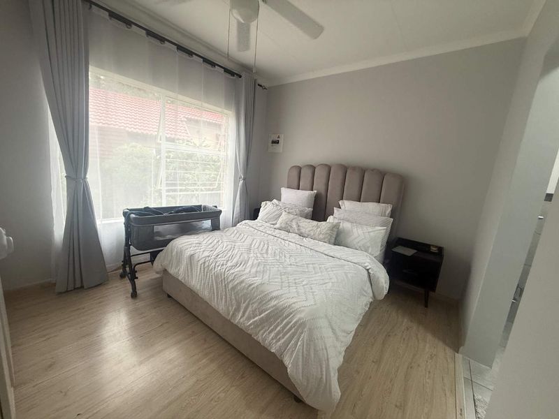 Modern, Move-In Ready Home with Solar – Secure Complex Living at Its Best! - Photo 9