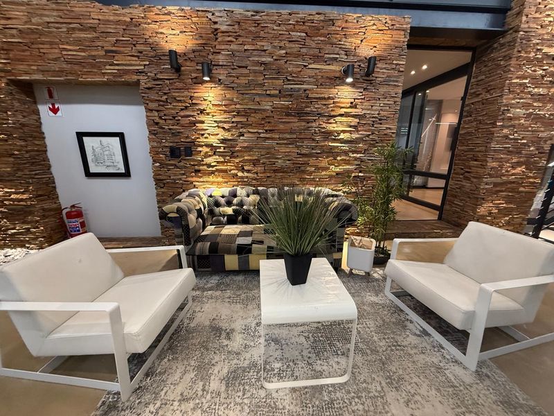 141 Jan Smuts – Ground Floor Stunning Creative Space to Let - Photo 4